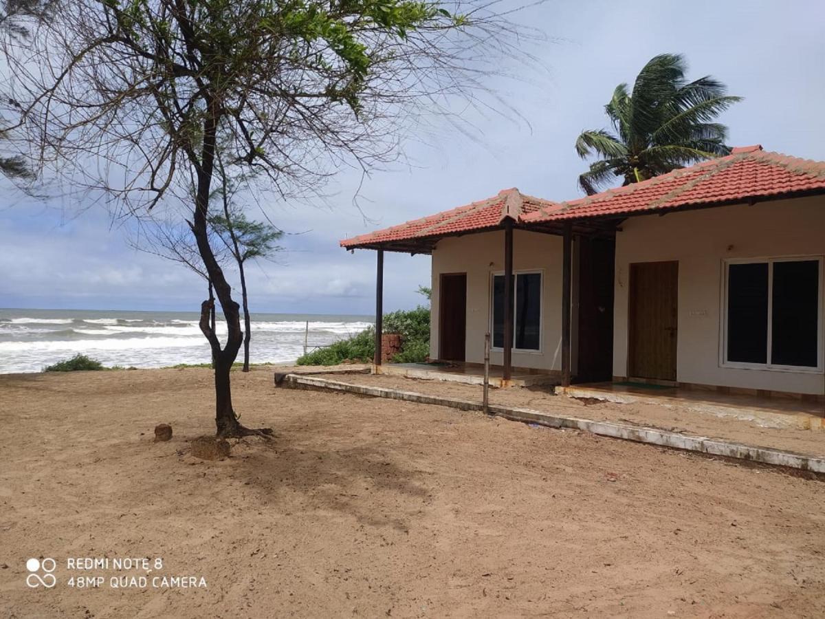 Trippr Gokarna - Beach Hostel Exterior photo