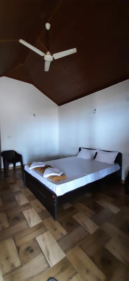 Trippr Gokarna - Beach Hostel Exterior photo