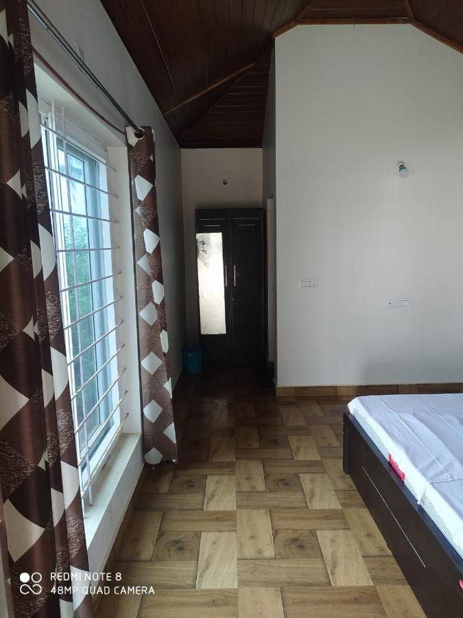 Trippr Gokarna - Beach Hostel Exterior photo