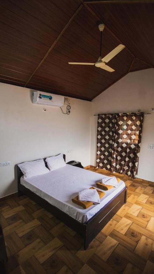 Trippr Gokarna - Beach Hostel Exterior photo