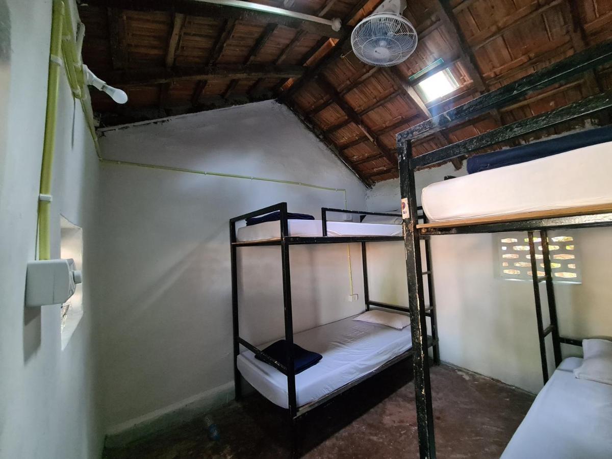 Trippr Gokarna - Beach Hostel Exterior photo