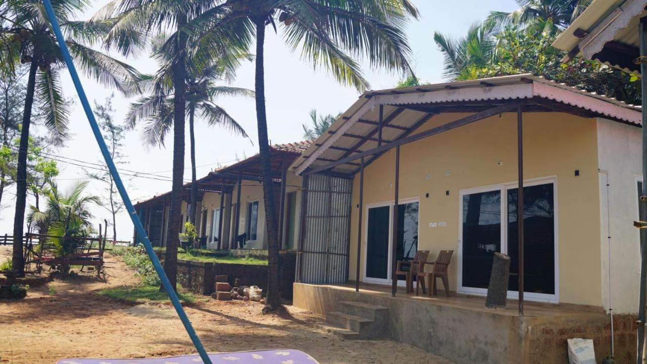 Trippr Gokarna - Beach Hostel Exterior photo