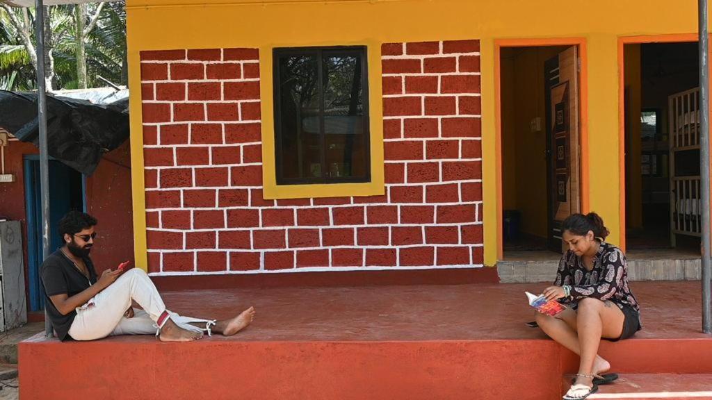 Trippr Gokarna - Beach Hostel Exterior photo