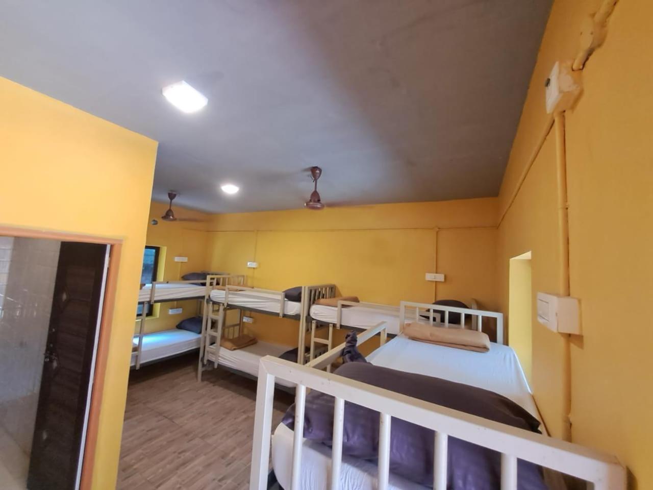 Trippr Gokarna - Beach Hostel Exterior photo